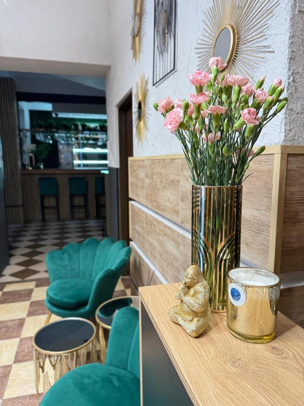 Kamienica Hotel Sulecin Luaran gambar