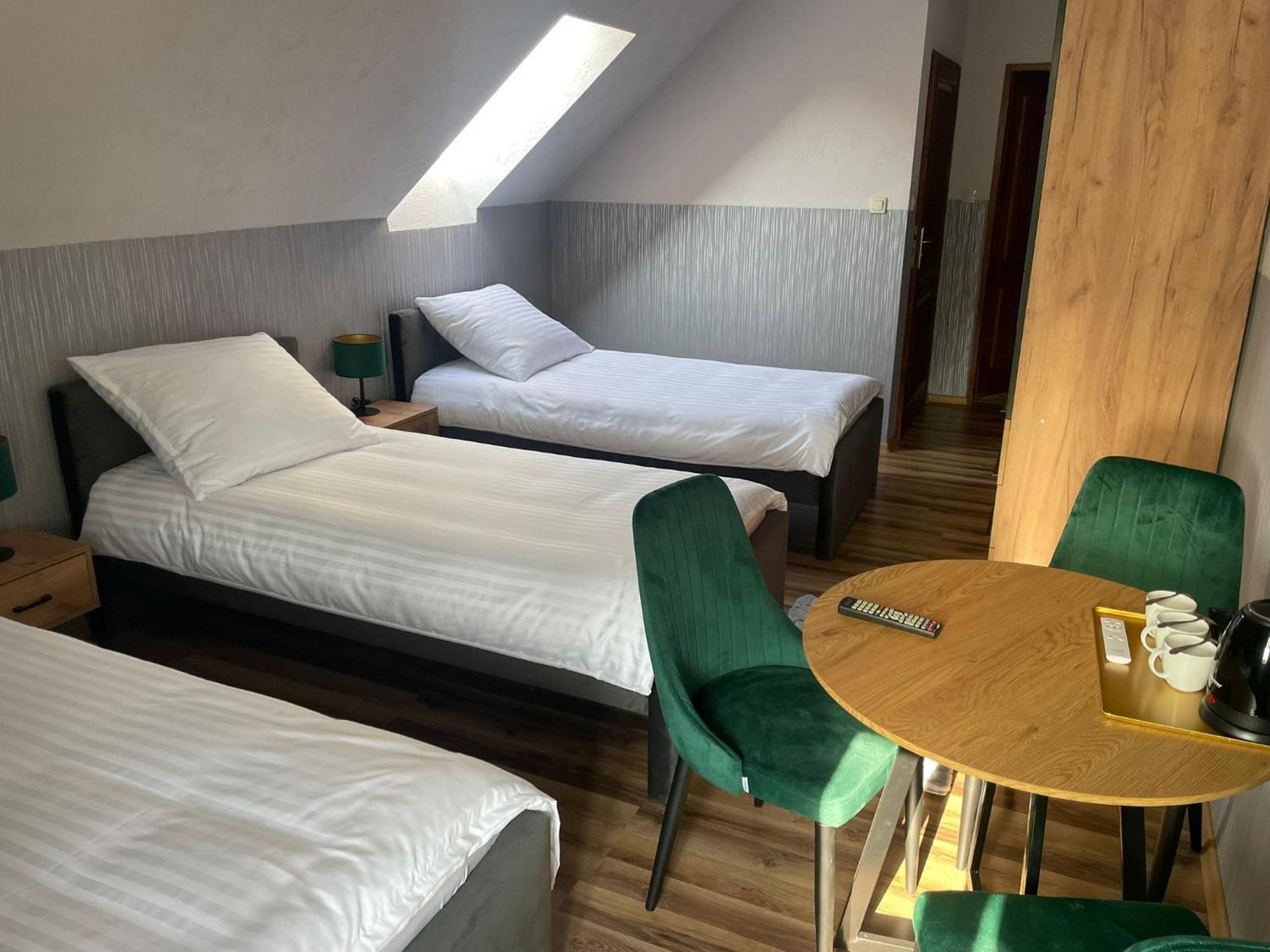 Kamienica Hotel Sulecin Luaran gambar